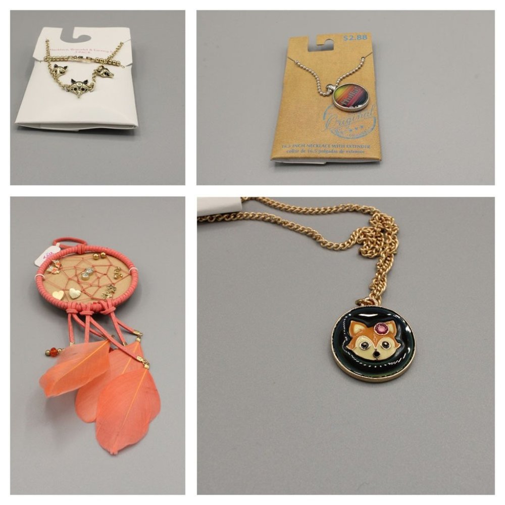 Assorted Jewelry and accessories Girls Read Below